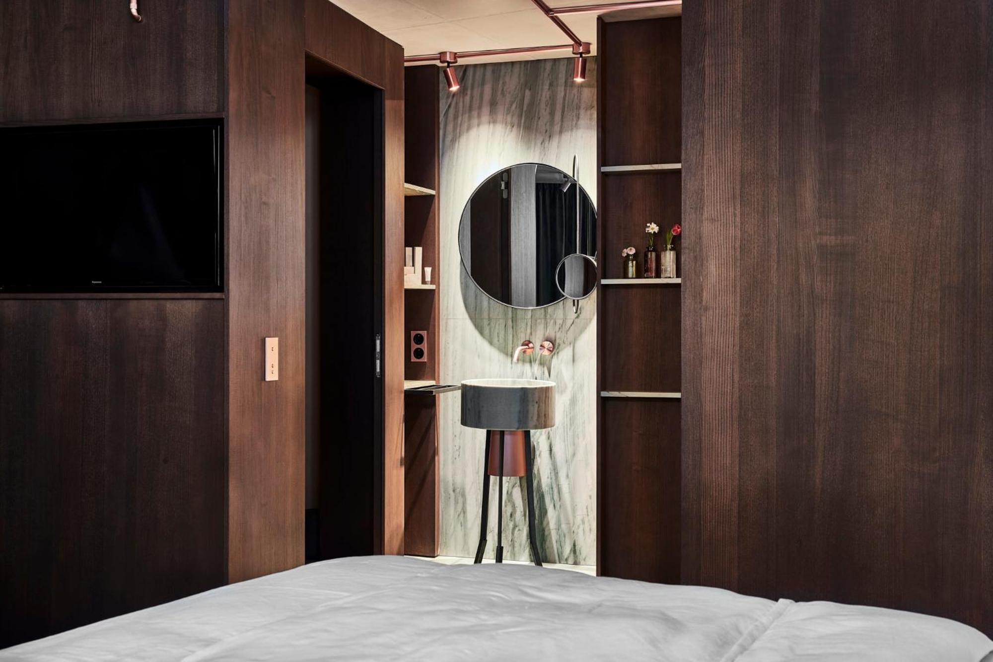 Boutique Hotel Badhaus (Adults Only) Brixen Exteriör bild