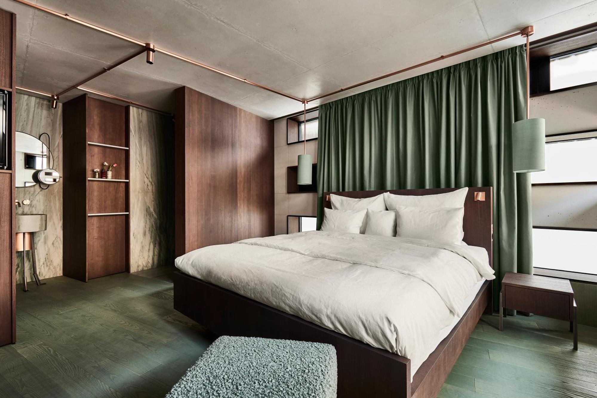 Boutique Hotel Badhaus (Adults Only) Brixen Exteriör bild